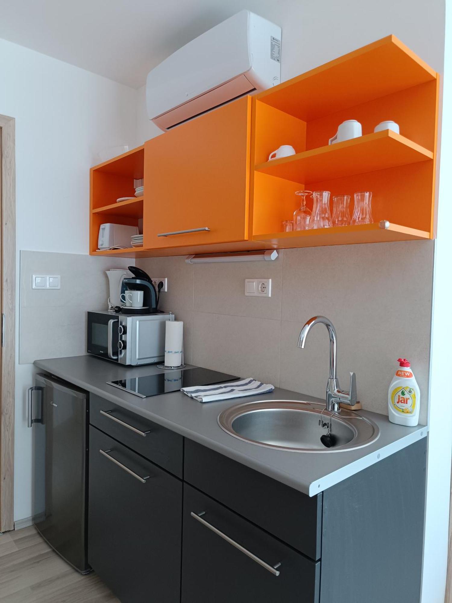 Ujhely Apartmanhaz Siófok Exterior foto